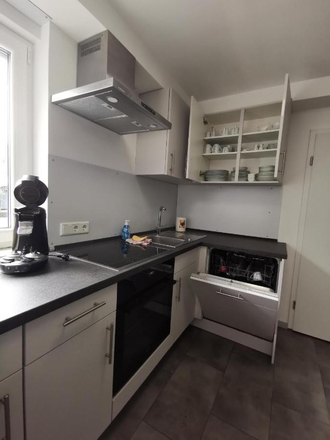 Moderne Wohnung mit Terrasse und eigenem Zugang. Remscheid Exterior foto